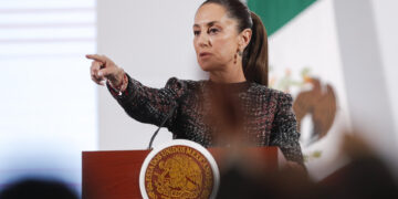 Sheinbaum asegura que no destituirá al gobernador de Sinaloa pese a ola de violencia