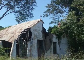 Autoridades regionales y locales deben rescatar capilla ubicada en La Pueblita de La Ceiba