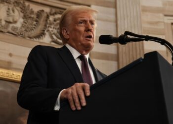 Trump promete «retomar» el Canal de Panamá y rebautizar el golfo de México