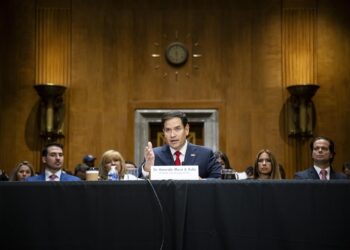 Marco Rubio sugiere que fueron violados los términos de la entrega del Canal de Panamá
