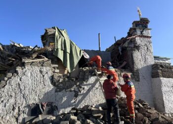 La cifra de muertos por el terremoto en el Tíbet se eleva a 126