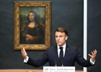 Macron anuncia una gran reforma del Louvre, con una sala separada para ‘La Gioconda’