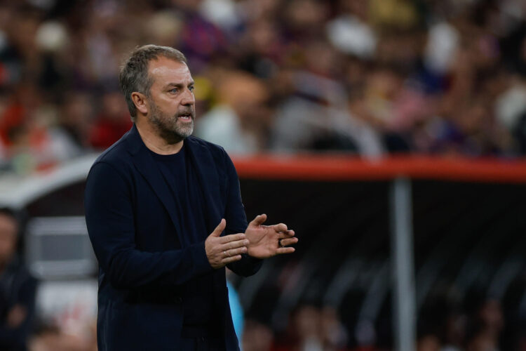 El entrenador del Barcelona, Hans-Dieter Flick. EFE/Alberto Estévez