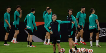 Barcelona y Athletic abren mañana la Supercopa con la mirada en Yamal y Olmo