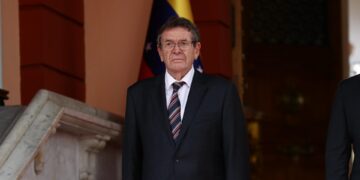Chile retira definitivamente a su embajador en Venezuela a 3 días de investidura de Maduro