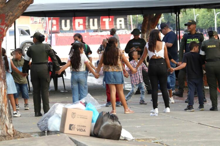 Frontera / Escuadrón Femenino de Operaciones Rurales  atiende a menores de edad con contextos de conflicto