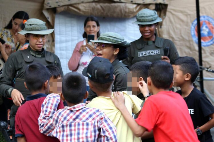 Frontera / Escuadrón Femenino de Operaciones Rurales  atiende a menores de edad con contextos de conflicto
