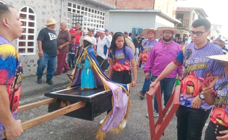 San Benito, conocido como el "Santo negro", es un símbolo de esperanza y unidad para La Cejita (Fotos cortesía Marcos Montilla)