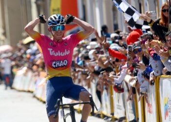 Vuelta al Táchira / ¡Trululu que te ví! Ángel Rivas profeta en su tierra