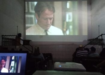 Llégate realizó su primer cineforo del año 2025