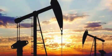 Después de 49 años de la nacionalización del petróleo: La gasolina es cara y escasa