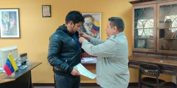 Boconés Harrison Sáez gana premio nacional de investigación educativa Simón Rodríguez