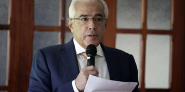 La SIP lanza una red para apoyar a periodistas en el exilio perseguidos por su trabajo