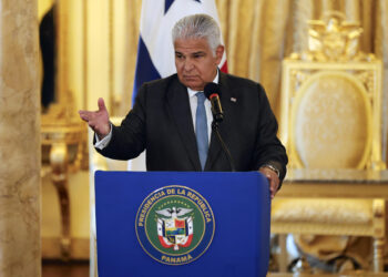 Mulino responde a Trump que «el Canal es y seguirá siendo de Panamá»