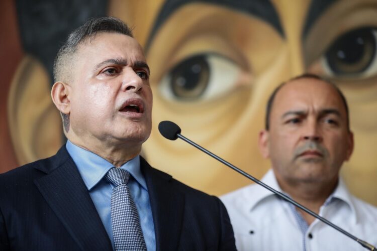 Fotografía de archivo del fiscal general de Venezuela, Tarek Saab, durante una rueda de prensa en Caracas (Venezuela). EFE/ Rayner Peña