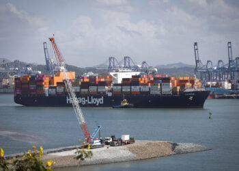 El canal antes y después de EEUU: más toneladas en tránsito y aportes económicos a Panamá