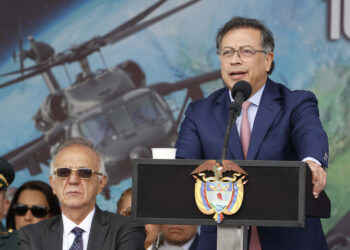 Petro dice que trata con Maduro un plan para «erradicar» a grupos armados de la frontera
