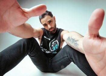 JOSEA: El genio musical que combina clásico y urbano para conquistar al mundo