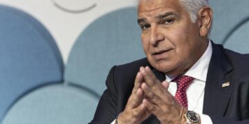 Mulino: «Tenemos el Derecho internacional de nuestra parte» en el Canal de Panamá