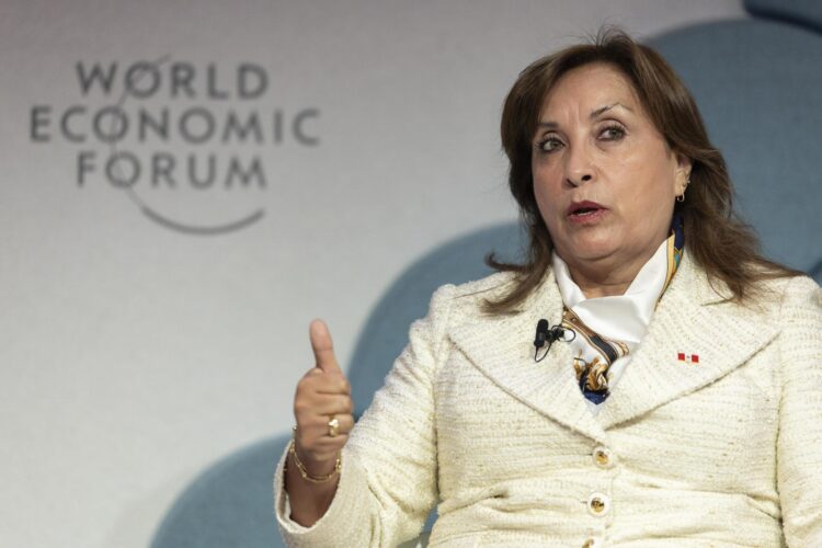 La presidenta de Perú, Dina Boluarte, en Davos. EFE/EPA/MICHAEL BUHOLZER