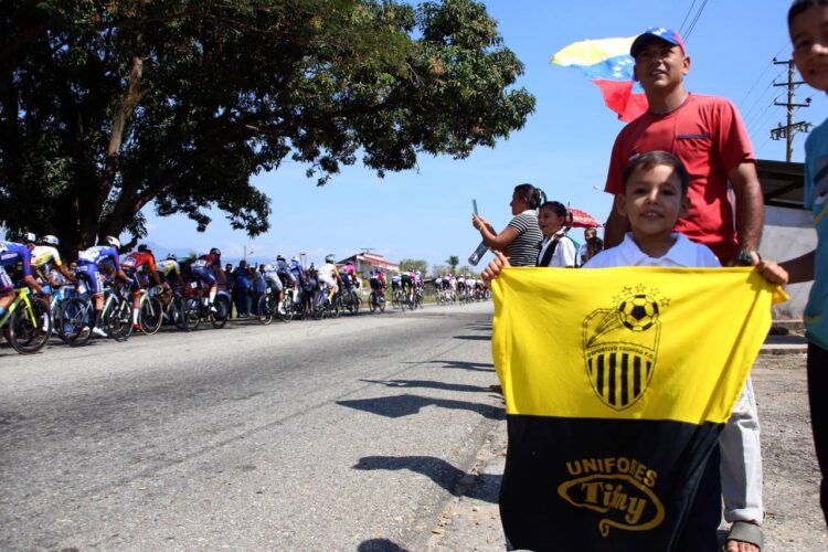 Deportes/ Tachirense Arlex Méndez se lleva las palmas y Araujo sostiene el liderato