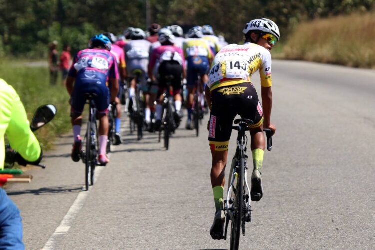 Deportes/ Tachirense Arlex Méndez se lleva las palmas y Araujo sostiene el liderato