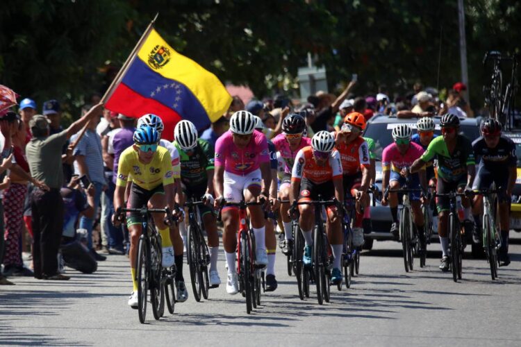 Deportes/ Tachirense Arlex Méndez se lleva las palmas y Araujo sostiene el liderato