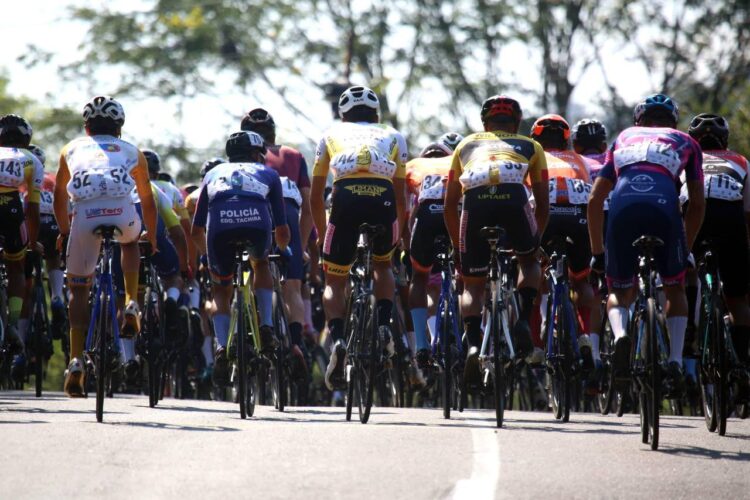 Deportes / Edwin Torres fue un «bárbaro»  y ganó segunda etapa de la Vuelta al Táchira
