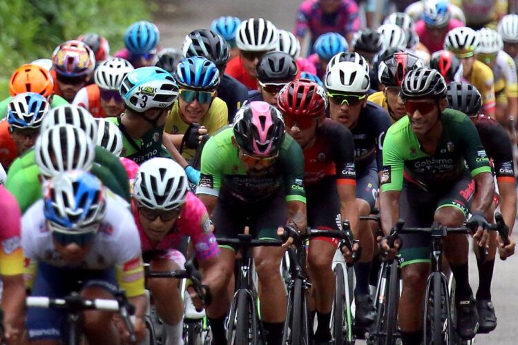 Vuelta al Táchira / ¡Trululu que te ví! Ángel Rivas profeta en su tierra