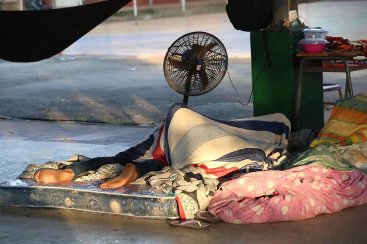 Frontera | Venezolana desplazada del Catatumbo descarta su regreso al país