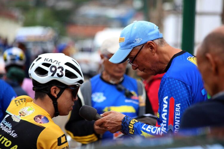 En imágenes/ Gusneiver Gil campeón de la Vuelta a Bramón en bicicleta