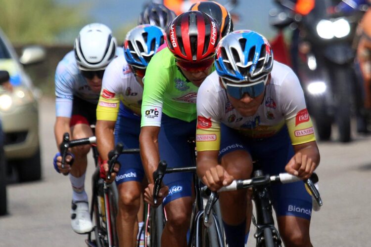 En imágenes/ Gusneiver Gil campeón de la Vuelta a Bramón en bicicleta