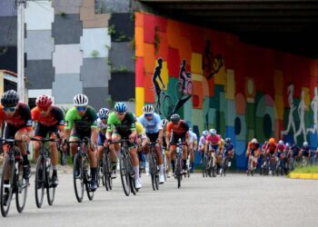 En imágenes/ Gusneiver Gil campeón de la Vuelta a Bramón en bicicleta