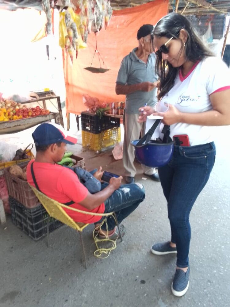 Las entrevistas de calles estuvieron presidida por la presidenta del Cmdnna, Rosmaira Hernández.