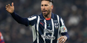 Sergio Ramos podría volver a ser titular en la visita del Monterrey al Santos