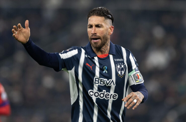 Sergio Ramos de Monterrey en acción en un partido de la jornada 8 del Torneo Clausura 2025 entre Monterrey y Atlético San Luis, en el estadio BBVA, en Monterrey (México). Imagen de archivo. EFE/Miguel Sierra