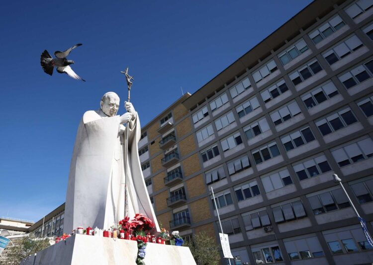 Vista del hospital Gemelli de Roma, donde permanece ingresado el papa Francisco. EFE/EPA/Massimo Percossi