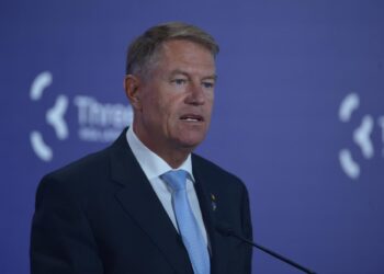 Dimite el presidente de Rumanía antes de las elecciones presidenciales de mayo