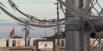 EEUU asegura haber iniciado el traslado de 177 migrantes desde Guantánamo hacia Venezuela