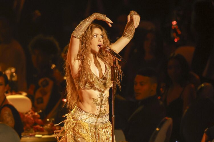 Fotografía del 2 de febrero de 2025 de la cantante colombiana Shakira. EFE/EPA/CAROLINE BREHMAN