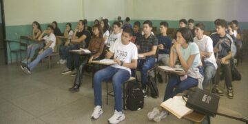Jóvenes ulandinos resilientes y perseverantes ante las dificultades 