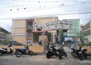 Escuela Técnica Comercial “Pedro García Leal” se enorgullece al recibir Orden “Ciudad de Valera” camino a sus 50 años de fundación
