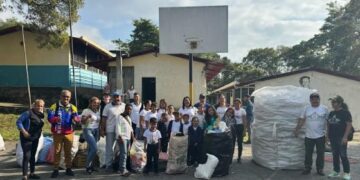 17 escuelas de Trujillo logran reciclar 1450 kilogramos de plástico clasificado