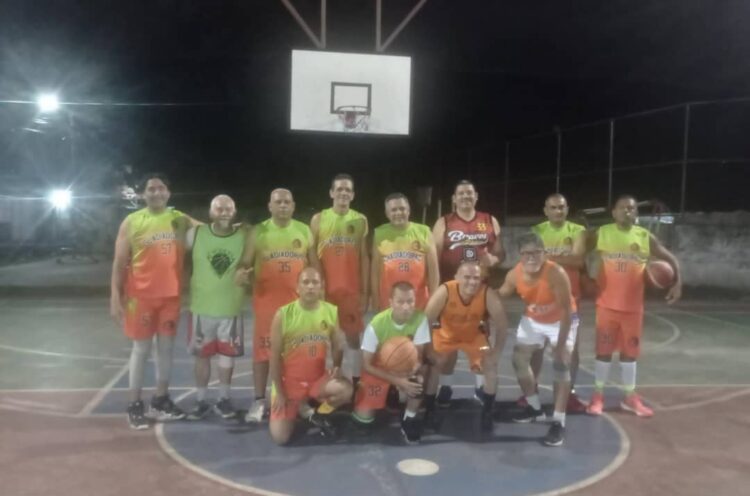 Gladiadores, se impuso a Valera Basket 42-27 en la continuación del Máster 50.