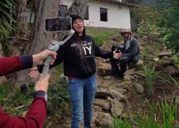 El dúo boconés «Elementos» estrenó su vídeo musical Margarita