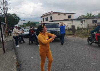 Protestan tras 10 días sin servicio: Cierran vía en Boconó por falta de agua