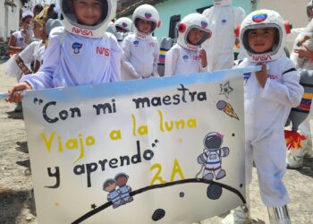 Realizan desfiles parroquiales en Boconó