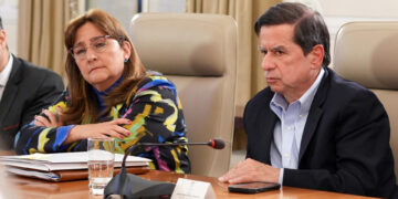 Un caótico consejo de ministros televisado refleja las fracturas del Gobierno de Petro