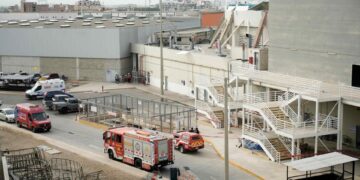 El Gobierno peruano cuenta «extraoficialmente» 6 muertos en desplome de centro comercial