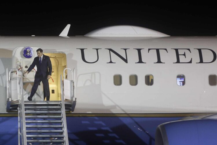 El secretario de Estado de Estados Unidos, Marco Rubio, a su llegada este sábado, a la Ciudad de Panamá (Panamá). EFE/ Carlos Lemos